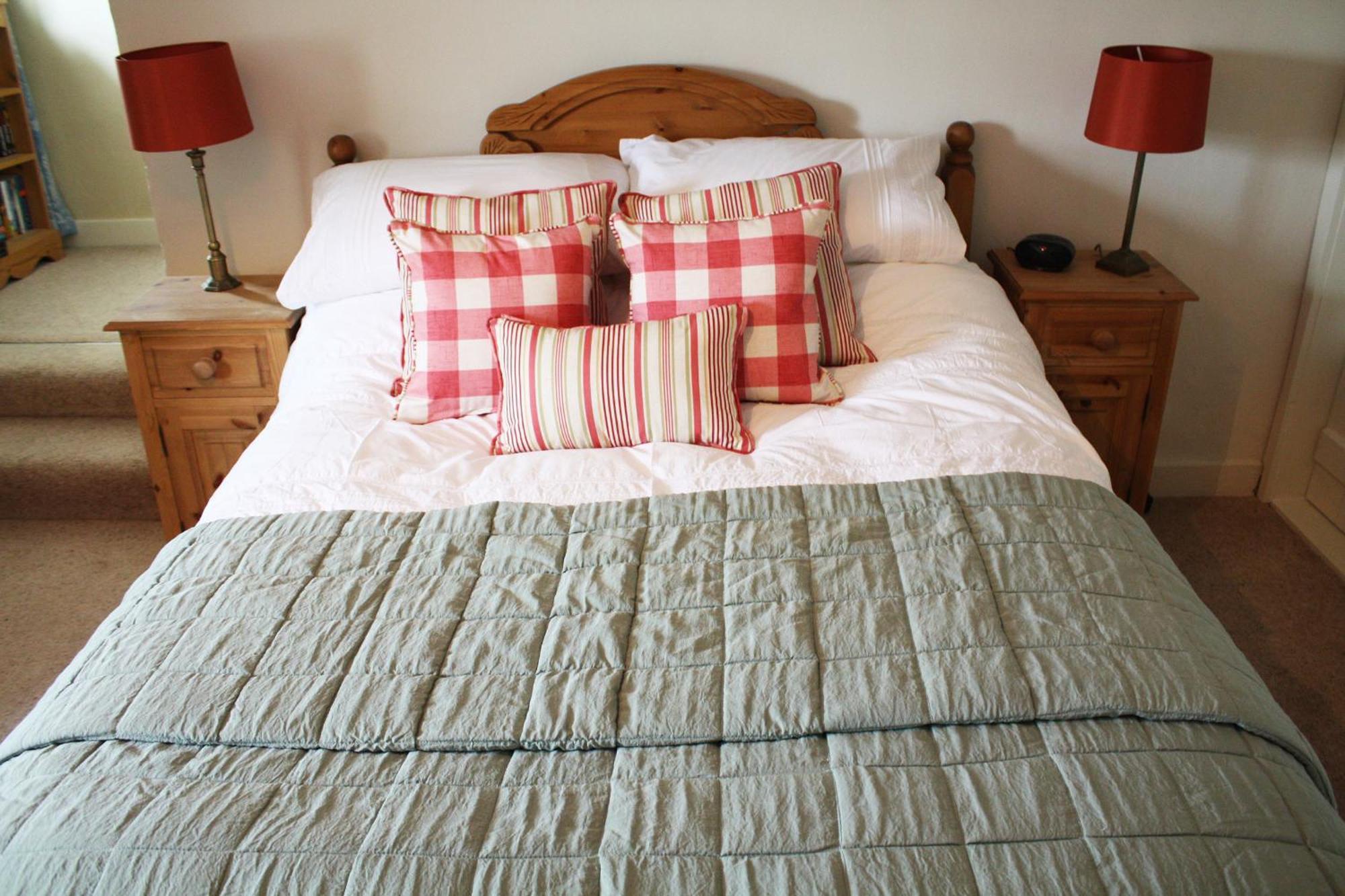 Willow Tree Farm Hillington Room photo